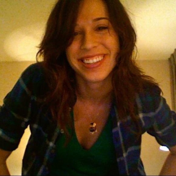 Meet your Posher, Danielle - Picture 1 of 1